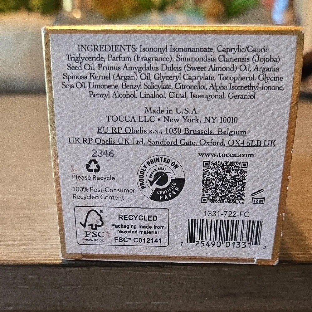 Tocca Peach & Gold Fragrance Bottle - Picture 4 of 5